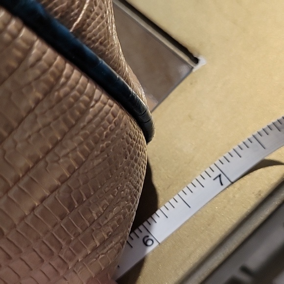 ***GREAT DEAL****Brahmin Tri color Purse - Picture 14 of 14